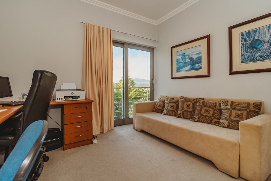 3 Bedroom Property for Sale in Welgelegen Western Cape